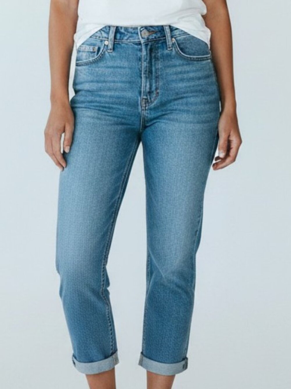 KUT from the Kloth "Katy" Boyfriend Cropped Jean